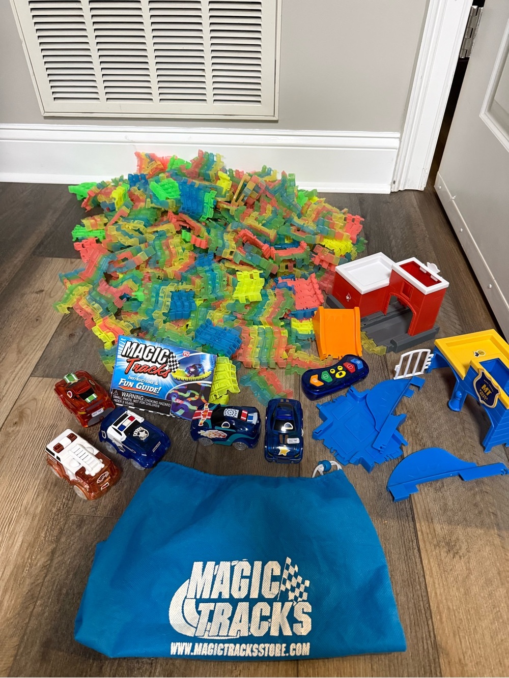 Multicolor Glow Racing Set with Blue Carry Bag